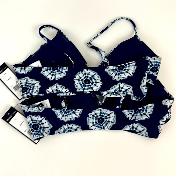 BCBG/Paris Navy Blue Tie Dye Wrap PillOn Bikini Top Adjustable Straps Large - Picture 9 of 9